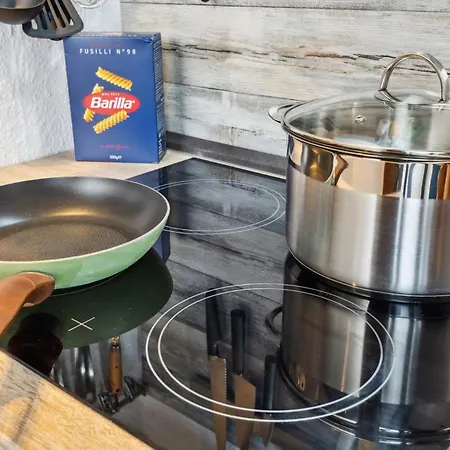 Helle & Moderne Mit Panorama-balkon * Κόμπλεντς