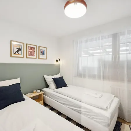 Helle & Moderne Mit Panorama-balkon Διαμέρισμα *