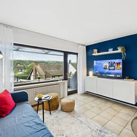 Helle & Moderne Mit Panorama-balkon Διαμέρισμα Κόμπλεντς