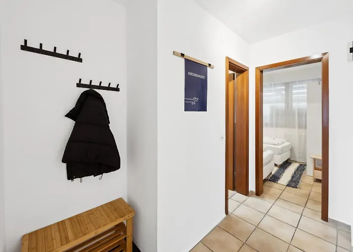 Helle & Moderne Mit Panorama-balkon Apartman *