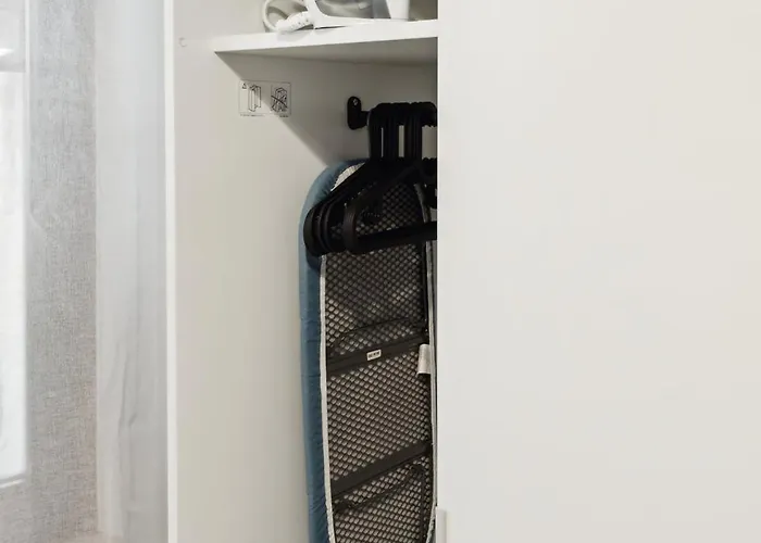 Helle & Moderne Mit Panorama-balkon *